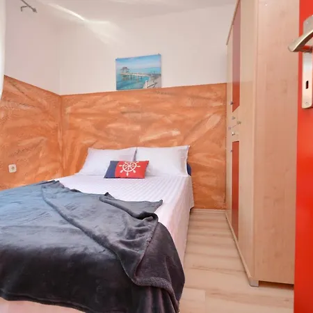 Jelavic Vendégház 3*